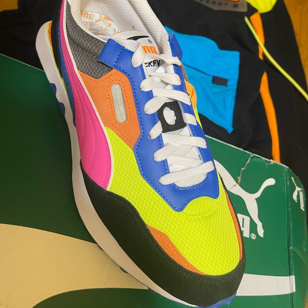 Stylish Sweat Hoodie by Black Pyramid with New Puma in original box..